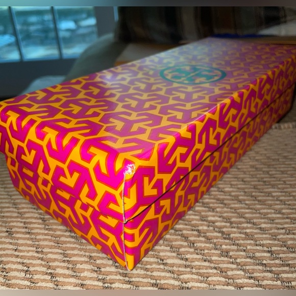2 Tory Burch Shoeboxes - Picture 5 of 5